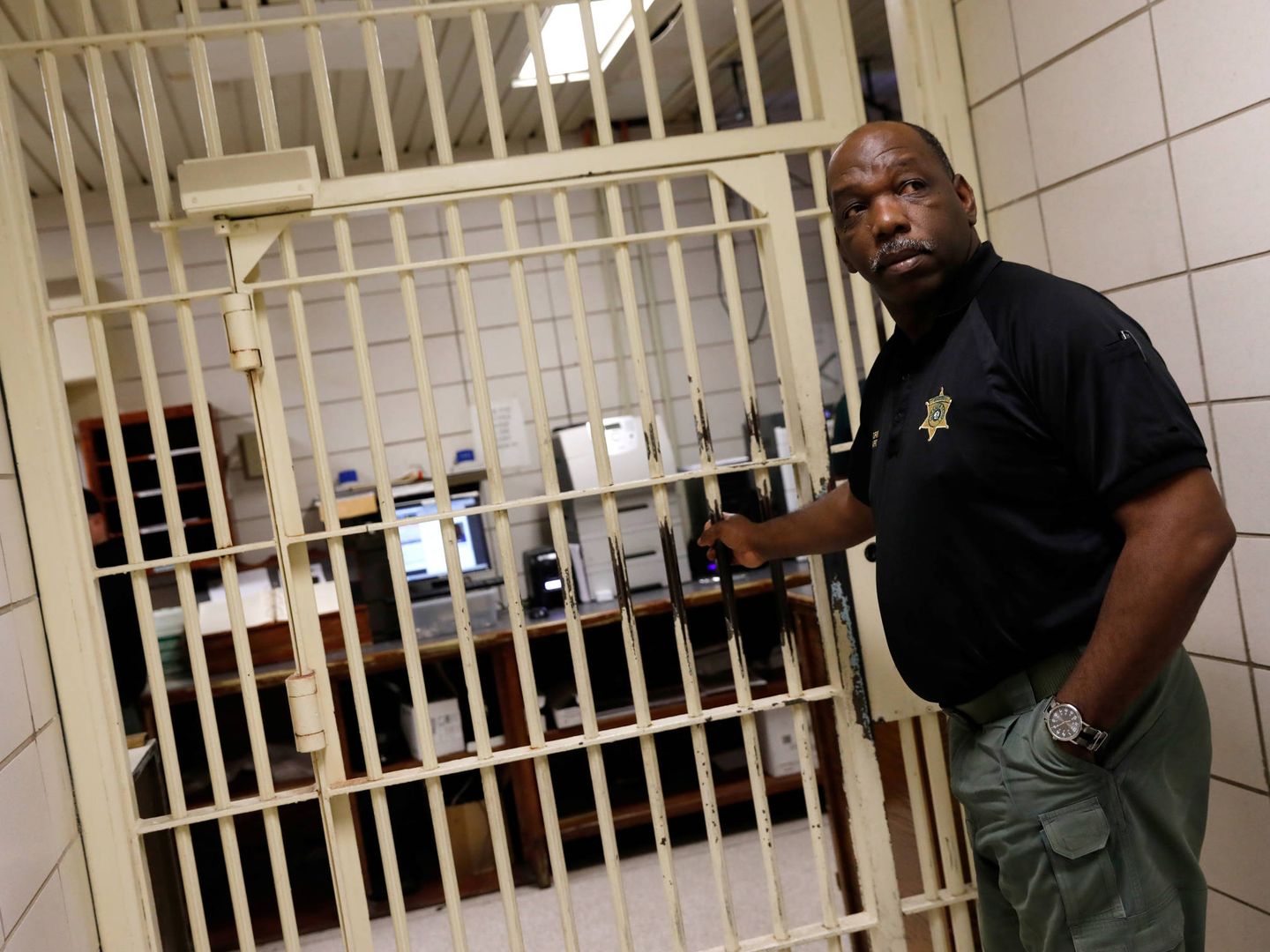 Un guarda de la prisión de Baton Rouge del Este, en Luisiana. (Reuters)