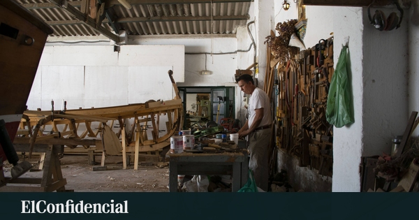 Desguace o segunda vida: la vieja flota pesquera española se enfrenta a su peor tormenta