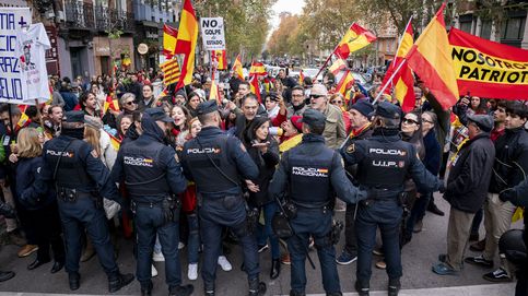 Dos casos polémicos en Madrid y una ley de hace 26 años: ¿cámaras en el pecho de los policías?