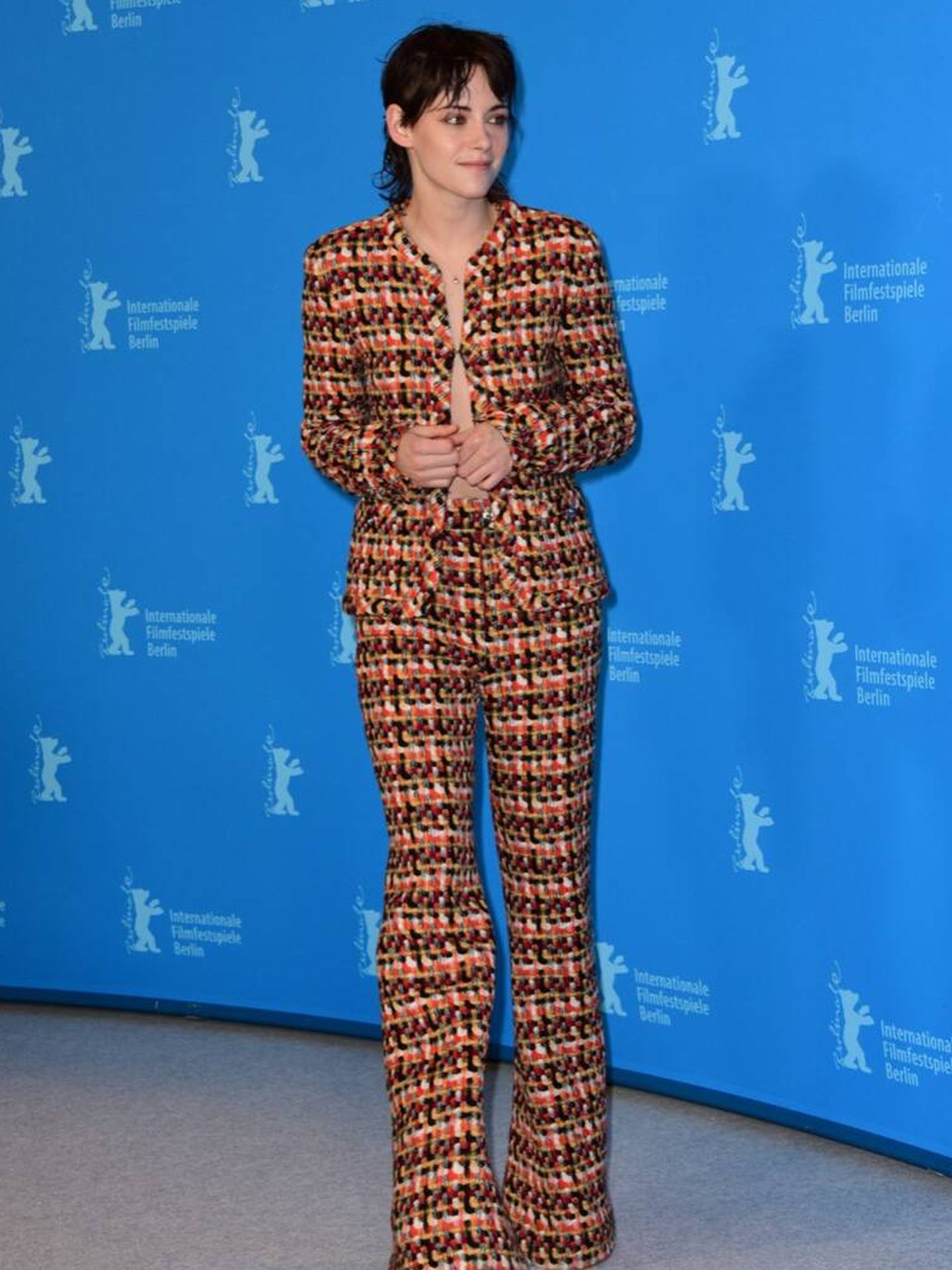 Kristen Stewart, de Chanel en la inauguración de la Berlinale. (Cordon Press)