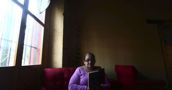 Foto: Los investigadores han querido conocer la influencia de la soledad no deseada sobre el riesgo de desarrollar demencia (Reuters/Edgard Garrido)