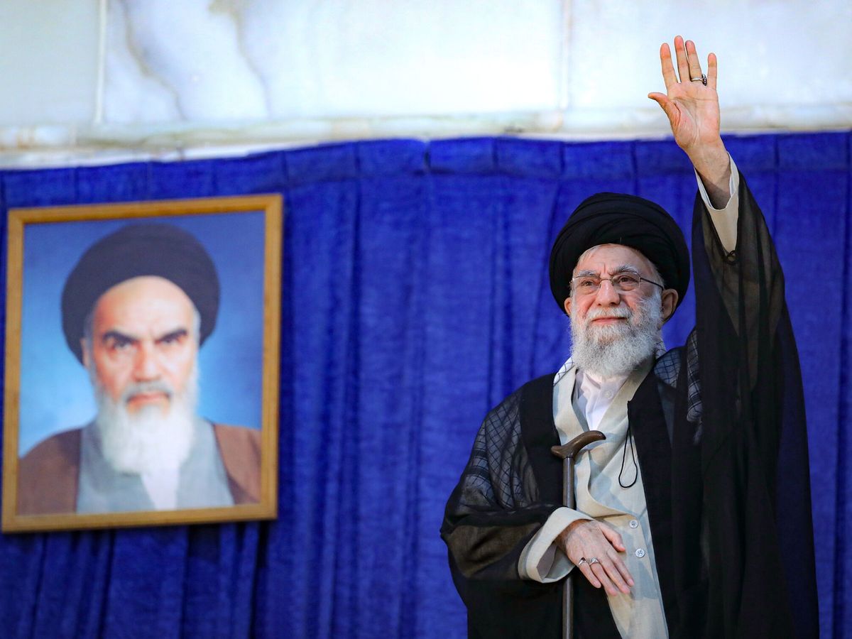 Foto: El ayatolá Jamenei, en un evento en recuerdo del anterior ayatolá, Jomeini. (EFE)