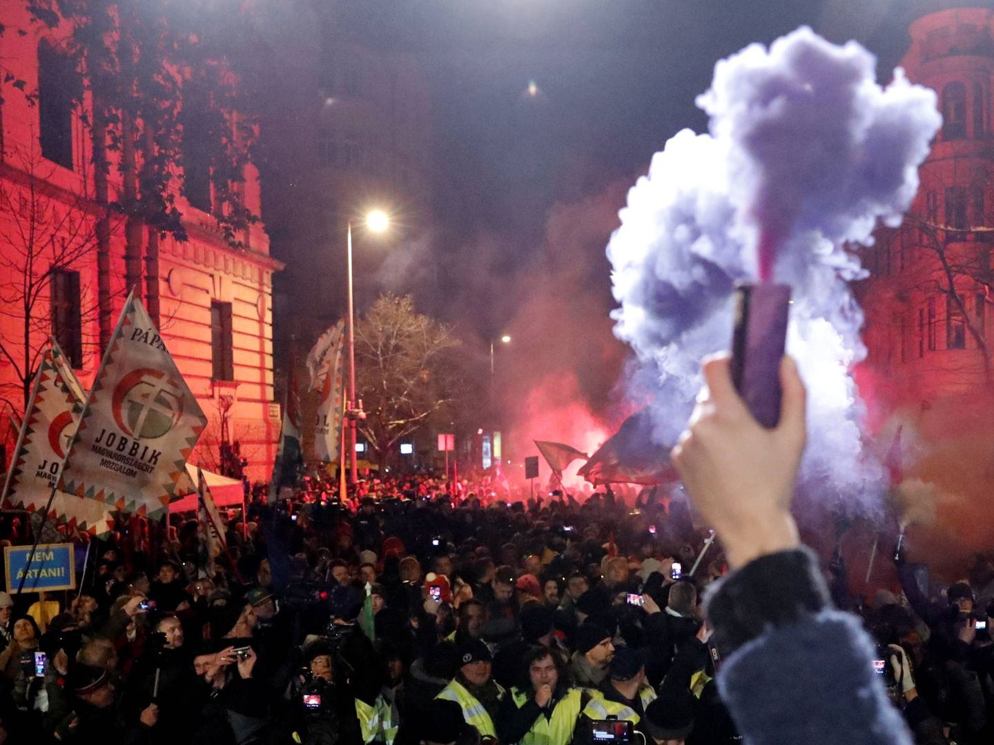Protesta contra la reforma laboral en Budapest, Hungría, el 16 de diciembre de 2018. (Reuters)