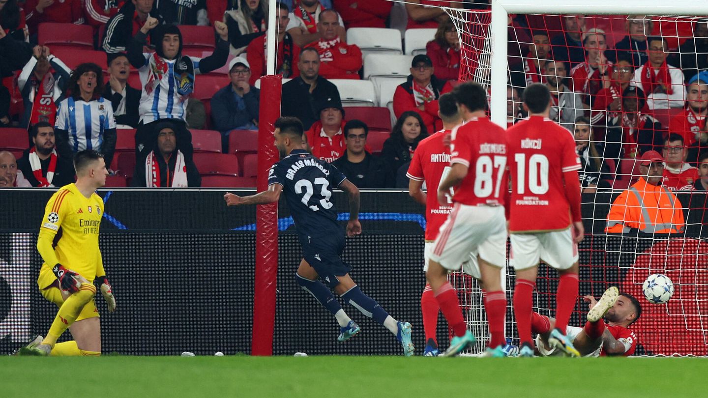 Brais Mendez celebra su gol contra el Benfica. (Reuters/Pedro Nunes)