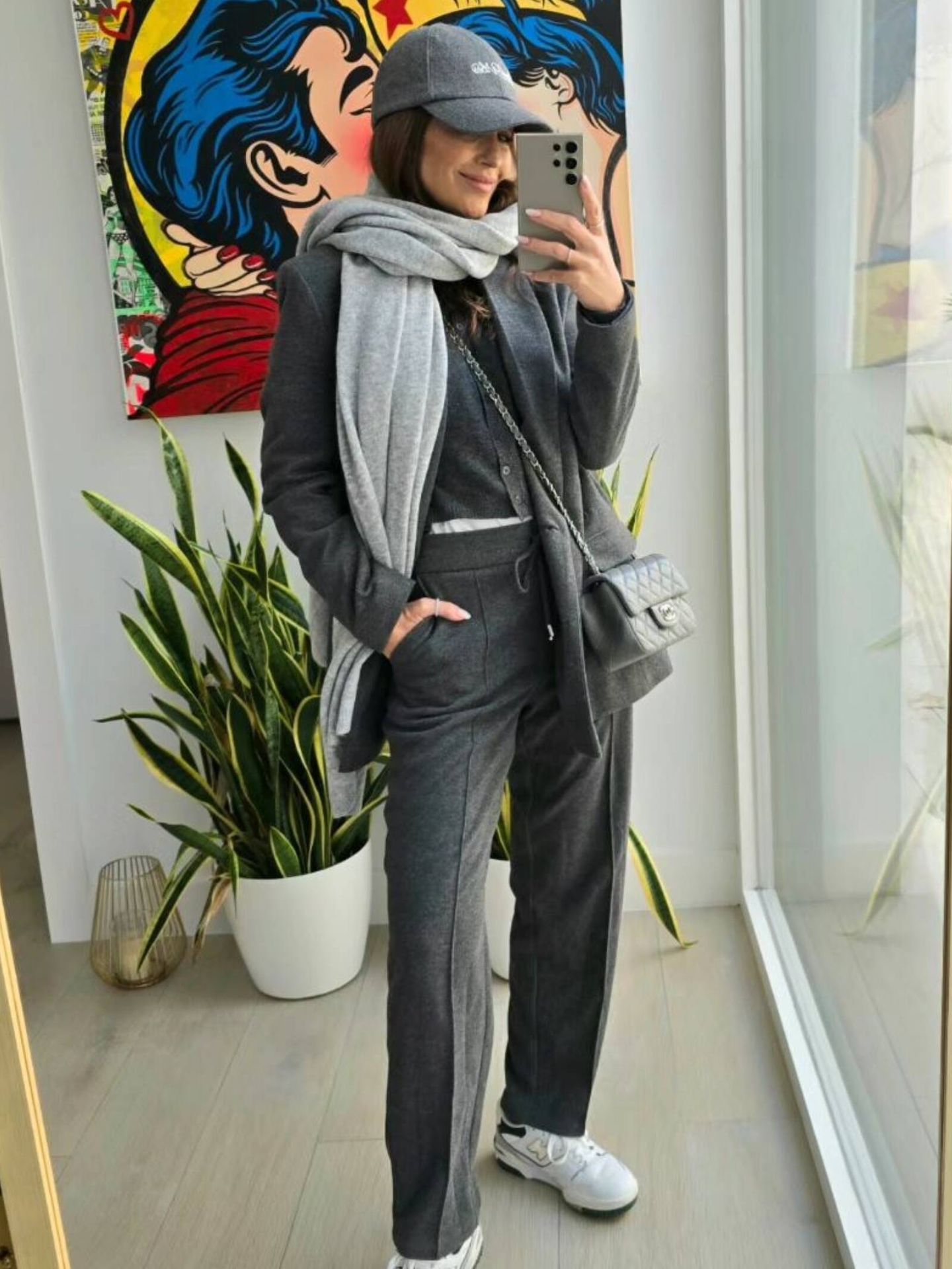 Paula Echevarría apuesta por el gris y la moda low cost. (Instagram/@pau_eche)