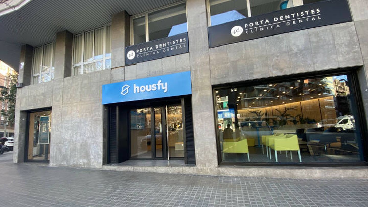 La primera tienda física de Housfy abierta en España, en Barcelona. (@Custodio Pareja/Idealista)