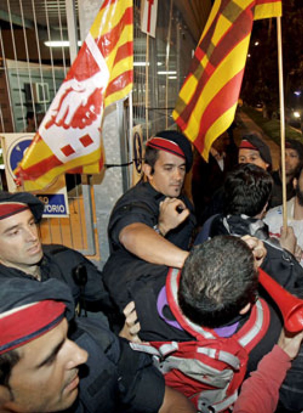 Foto: Seguimiento masivo en las empresas catalanas