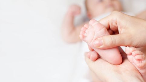 Nace en España el primer bebé gestado por dos madres, el único de Europa