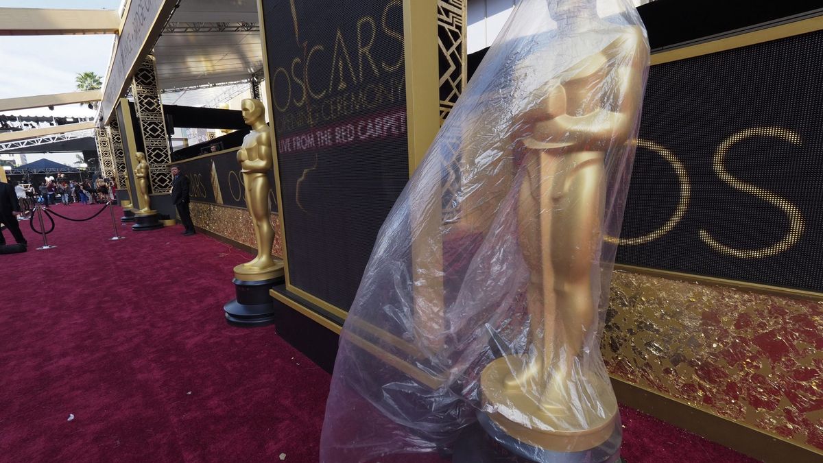 Por qué 'La La Land' es la favorita a los Oscar para el Hollywood rancio y viejuno