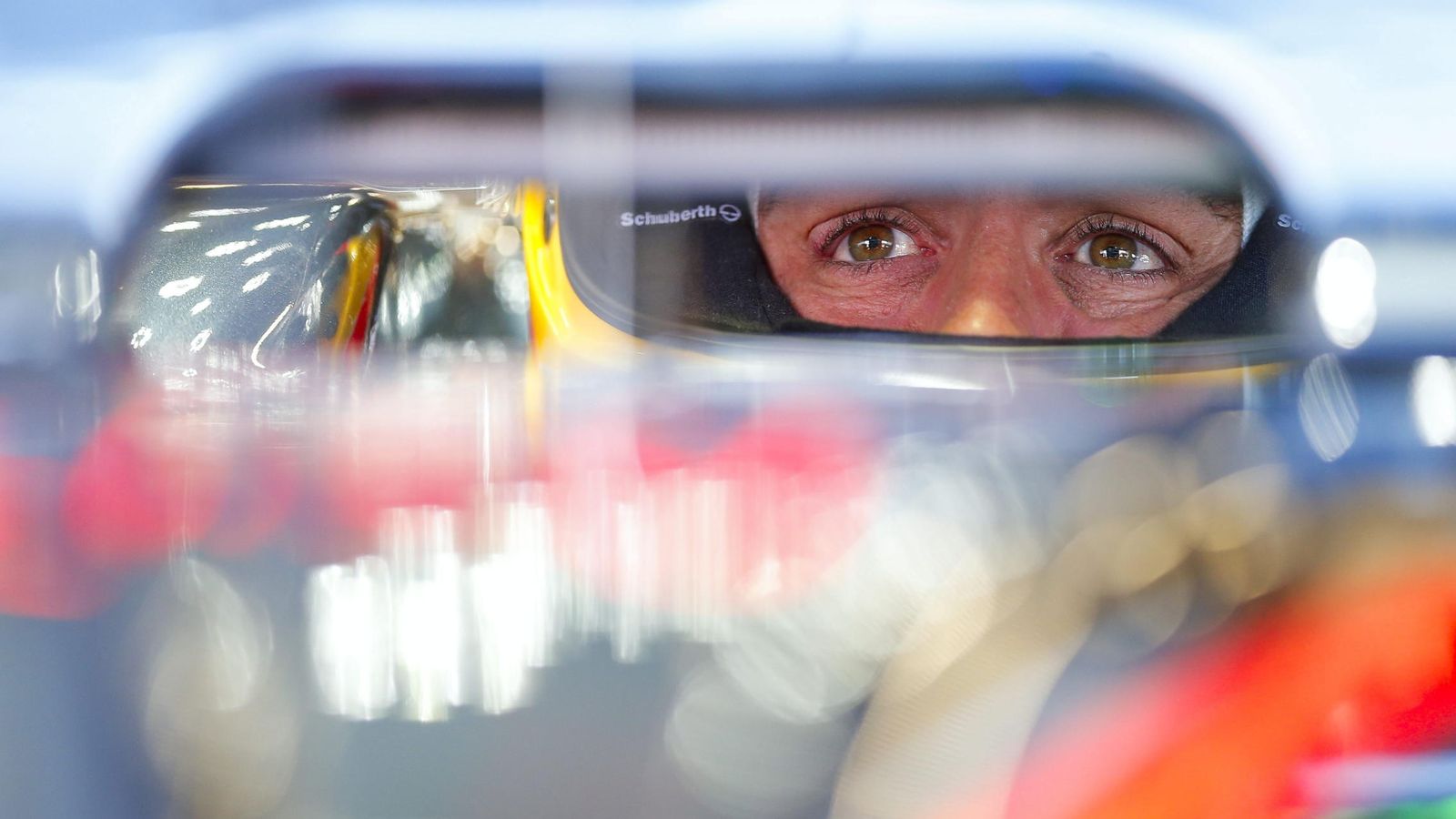 Foto: El McLaren de Fernando Alonso continúa sin dar buenas noticias (EFE)