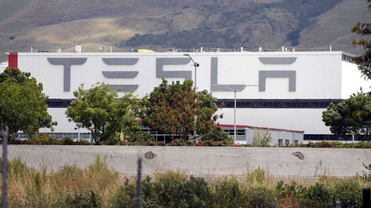 Factoría de Tesla en California. (EFE)