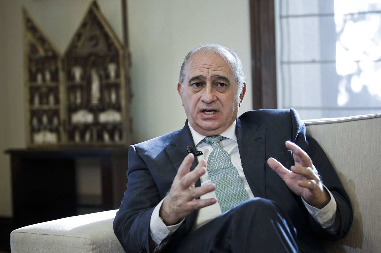 El exministro del Interior Jorge Fernández Díaz. (EFE/Emilio Naranjo)