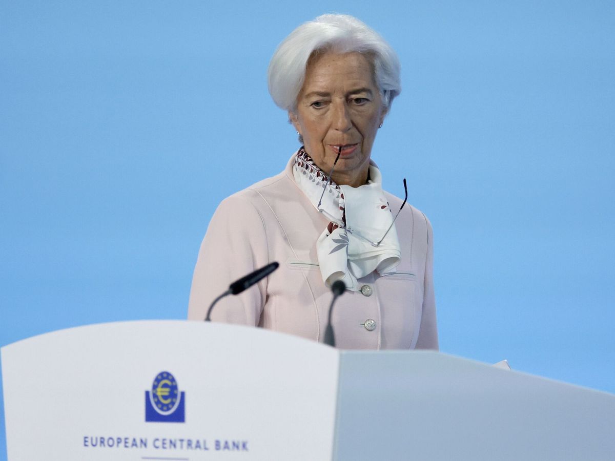 Foto: Christine Lagarde, presidenta del BCE, durante la rueda de prensa de este jueves. (EFE/Ronald Wittek)