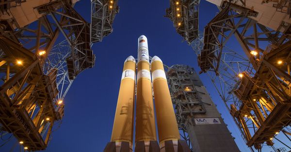 Foto: Lanzamiento del cohete con la sonda solar Parker a bordo. (EFE)