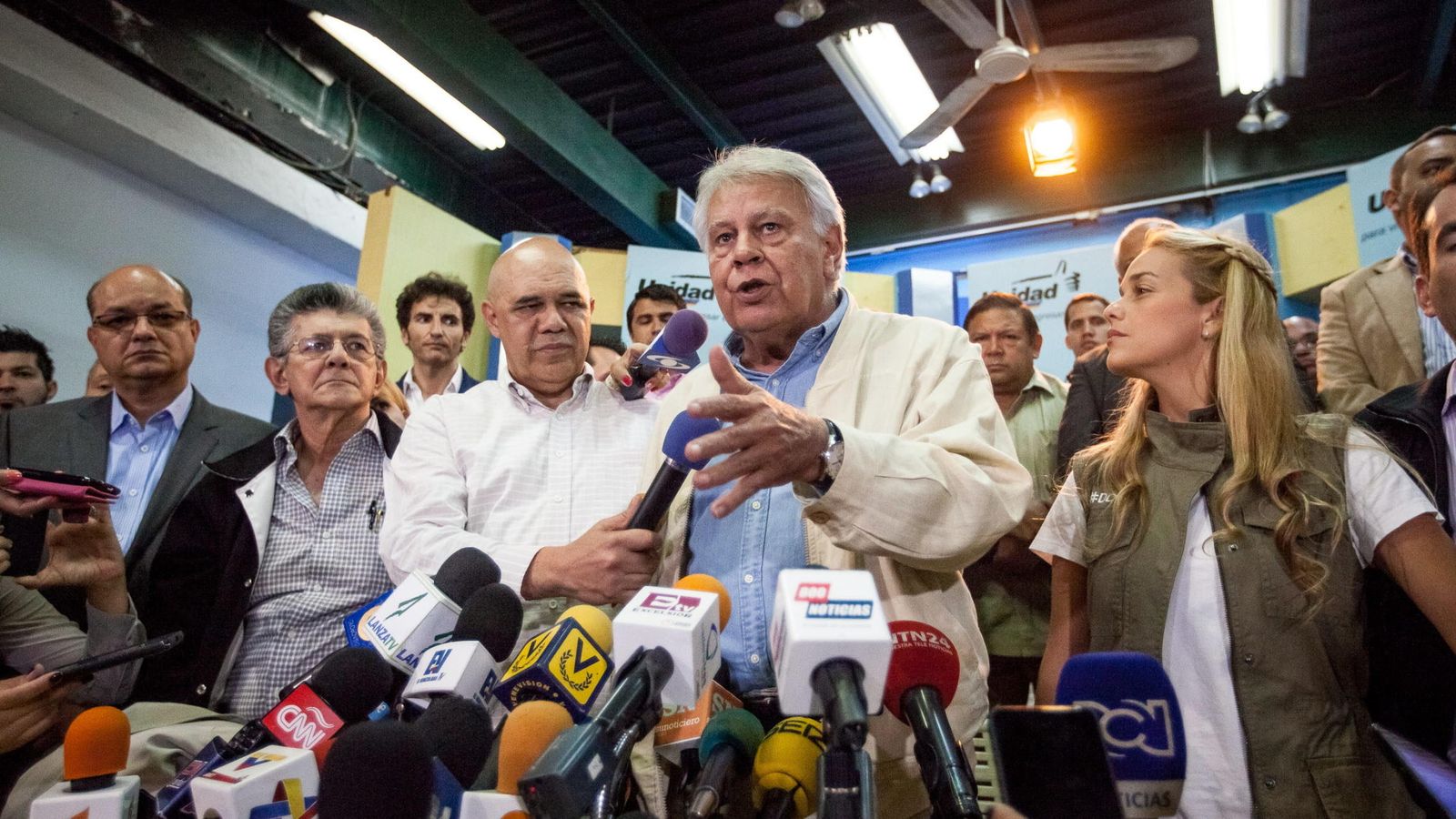 Foto: El expresidente del Gobierno Felipe González a su llegada a Caracas. (EFE)