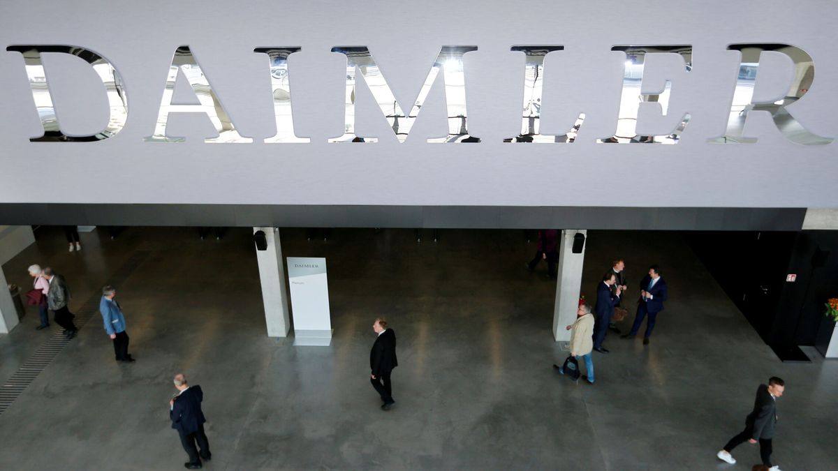 Daimler cae ante el miedo a indemnizaciones tras una demanda por el 'dieselgate'