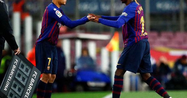 Foto: Coutinho (145 millones) y Dembélé (125), dos de los fichajes más caros del Barcelona. (EFE)