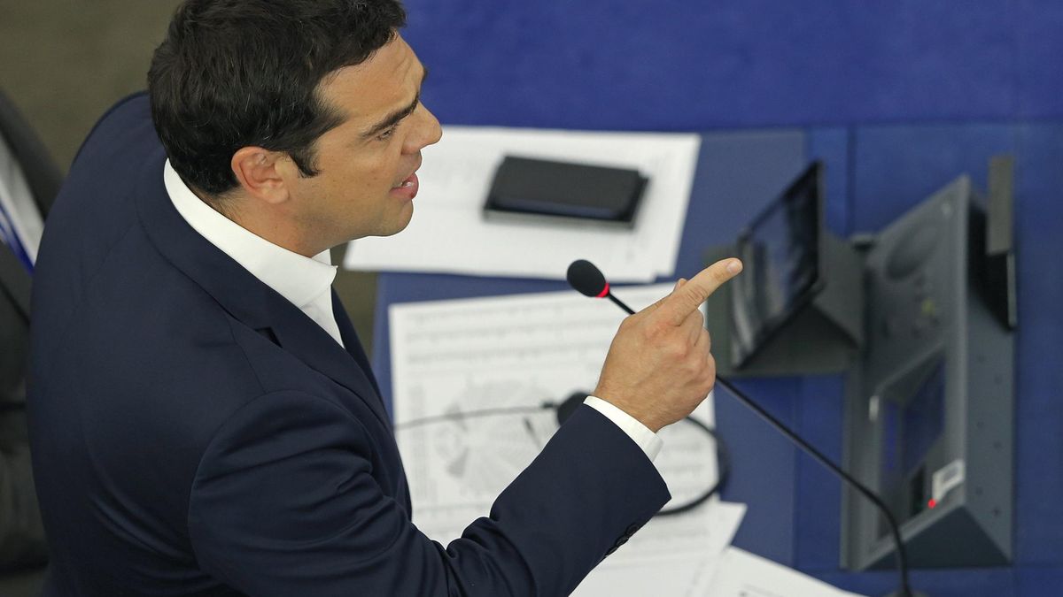 Syriza: "La banca necesita otros 15.000 millones del BCE para levantar el corralito"