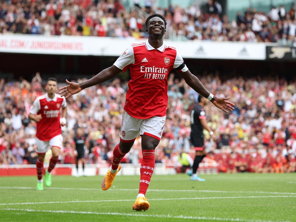Foto: Bukayo Saka celebra un gol con el Arsenal. (Reuters/Paul Childs)