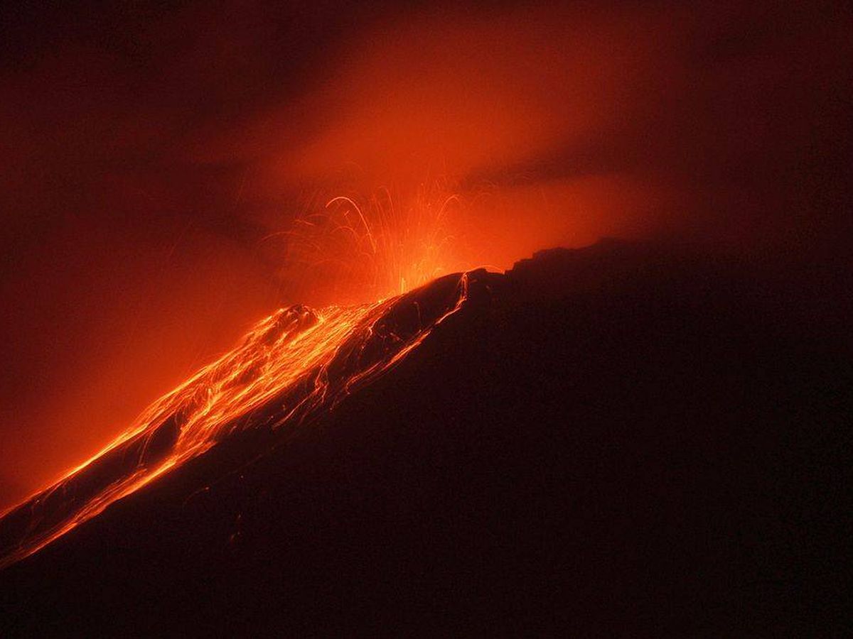 Foto: El volcán Tungurahua. (Wikimedia Commons)