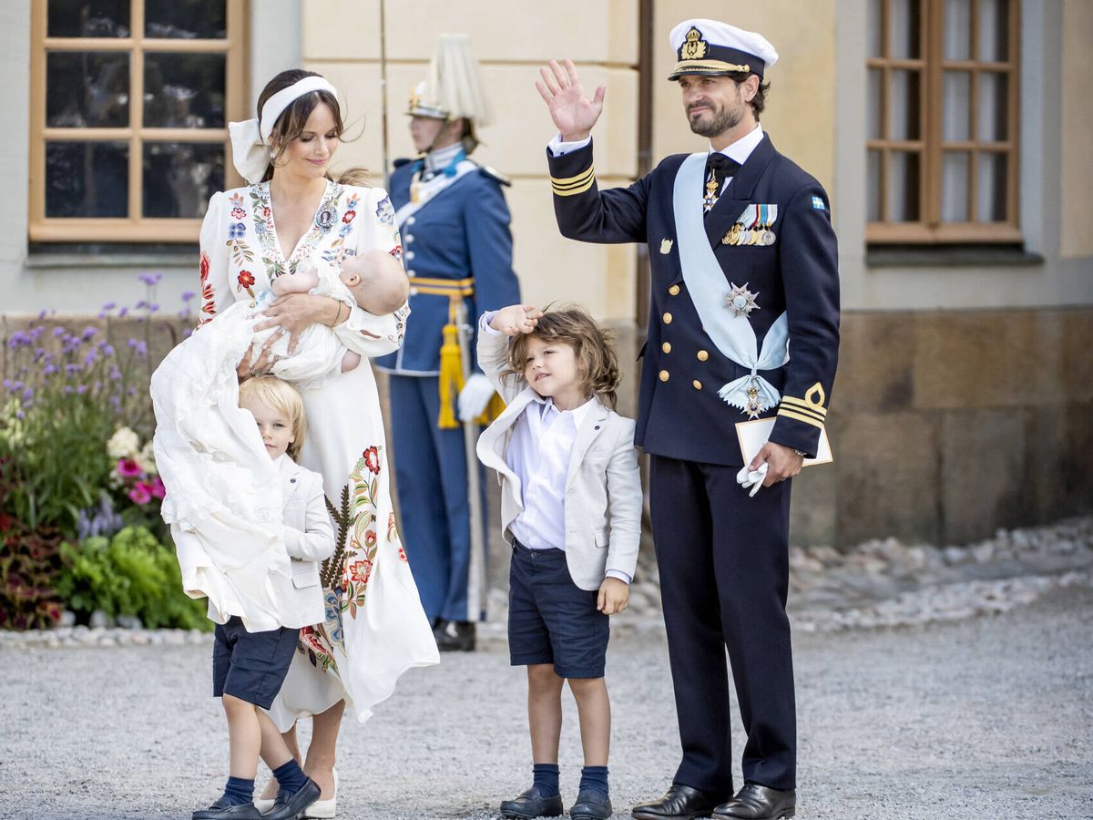 Foto: Los duques de Värmland junto a sus tres hijos (Gtres)