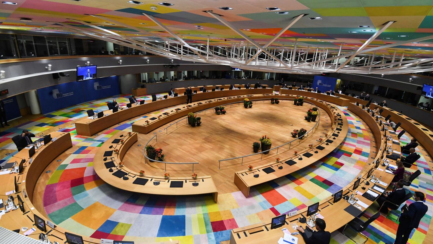 Sala de reuniones del Consejo Europeo en que se reúnen los jefes de Estado y de Gobierno. (Reuters)