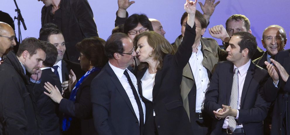  Valérie Trierweiler y François Hollande (Reuters)
