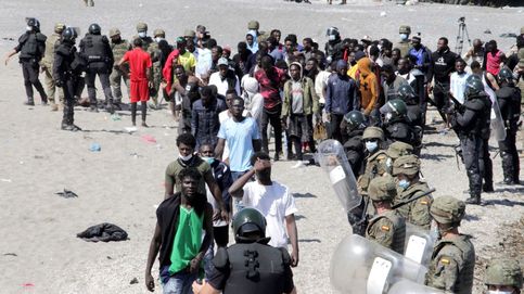 Marruecos cierra la frontera con España e interrumpe el éxodo migratorio a Ceuta