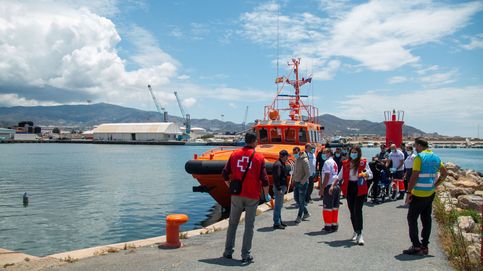 Una embarcación llega Tenerife con 157 inmigrantes a bordo 