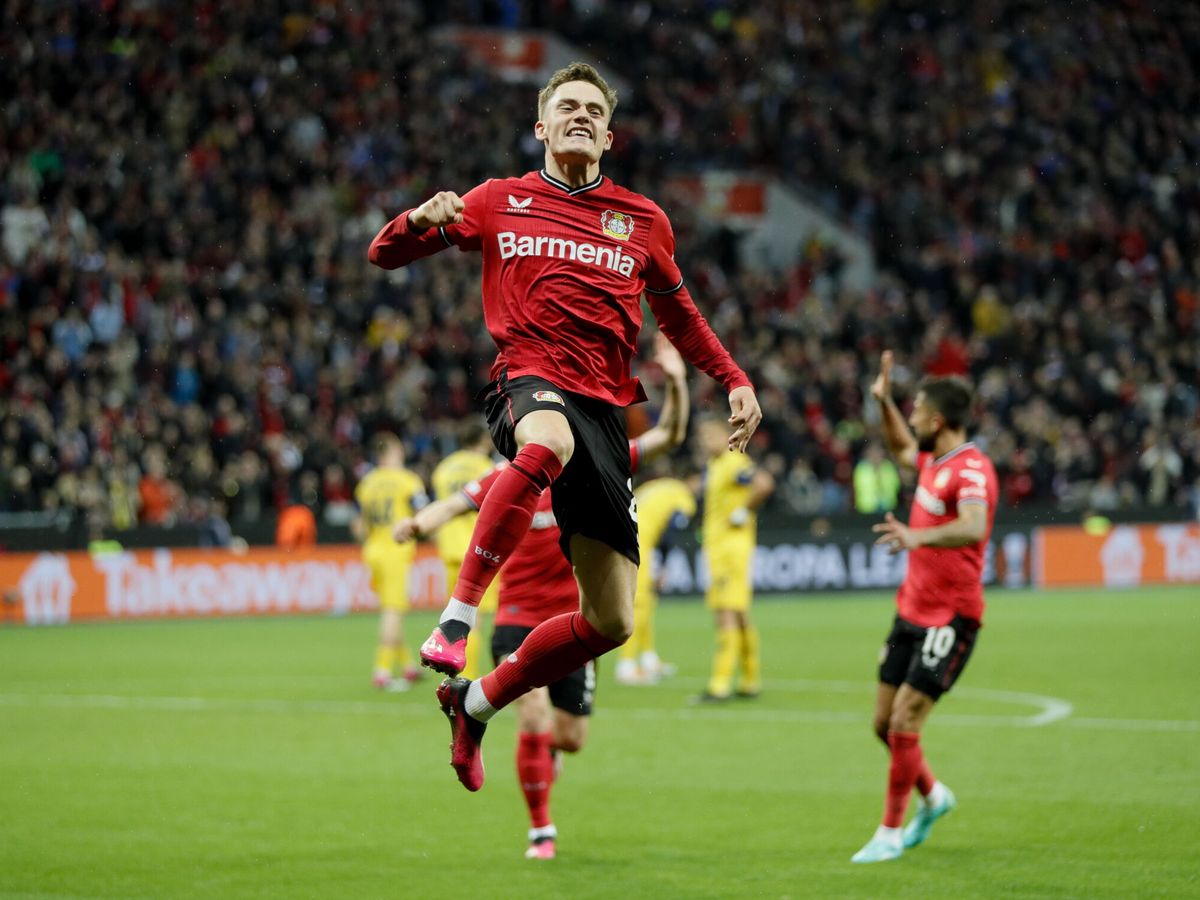 Foto: Florian Wirtz celebra un gol en Europa League. (EFE/EPA/Ronald Wittek)