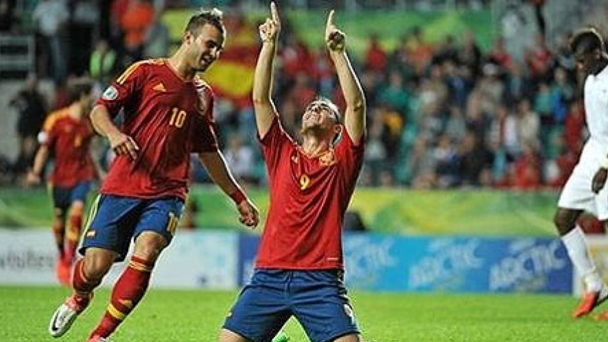 España Sub 19 vence a Francia y accede a la final del Europeo de la mano de Deulofeu y Alcácer