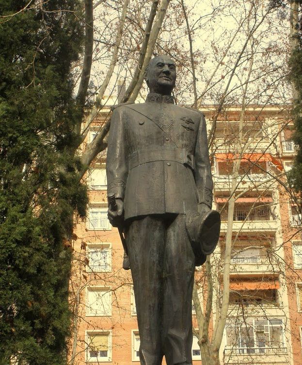 Foto: Estatua de Juan Domingo Perón en Madrid. (EC)