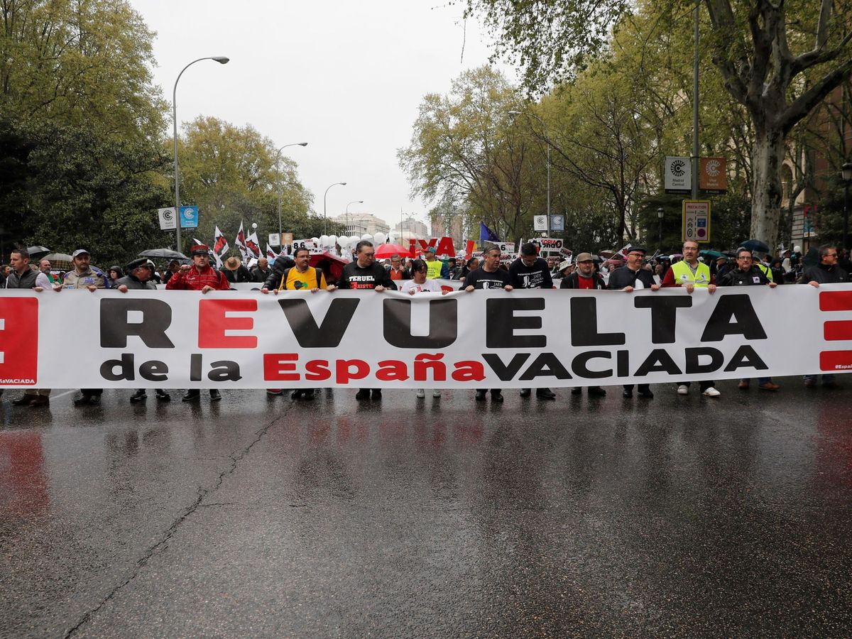 Foto: Manifestación de 'La revuelta de la España vaciada' en 2019. (EFE)