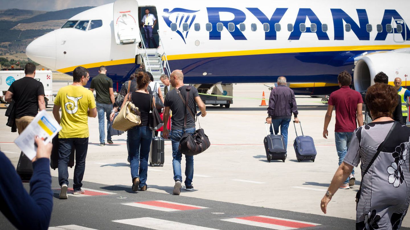 Ryanair es una de las 10 empresas más contaminantes de Europa, según Atmosfair. (iStock)