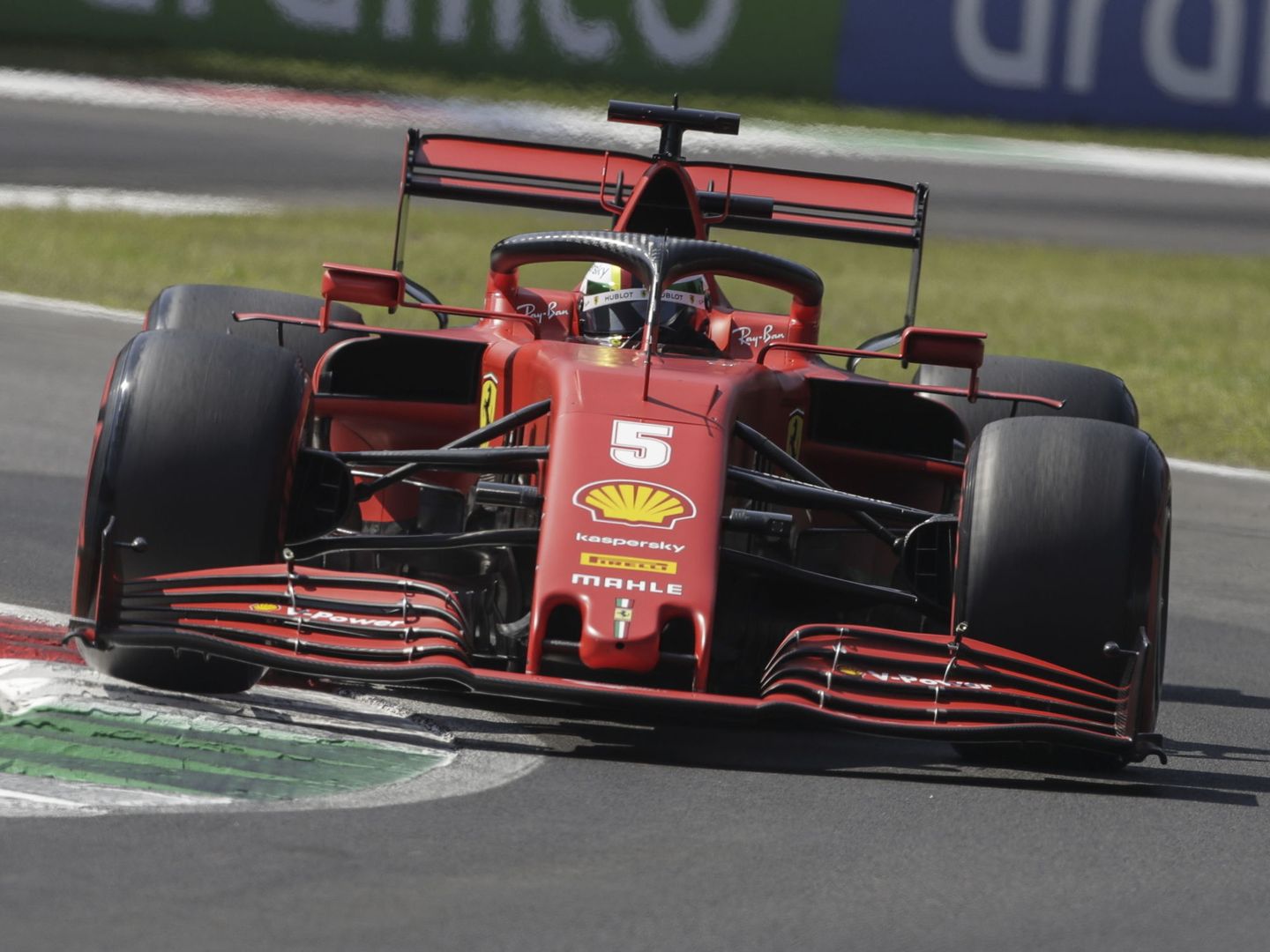 Sebastian Vettel durante el Gran Premio de Italia. (EFE)