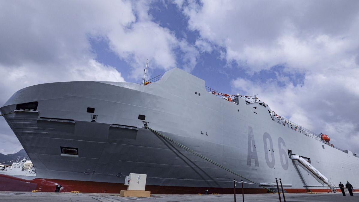 Ysabel, el buque logístico del Ejército español, navega ya rumbo a Ucrania con armamento