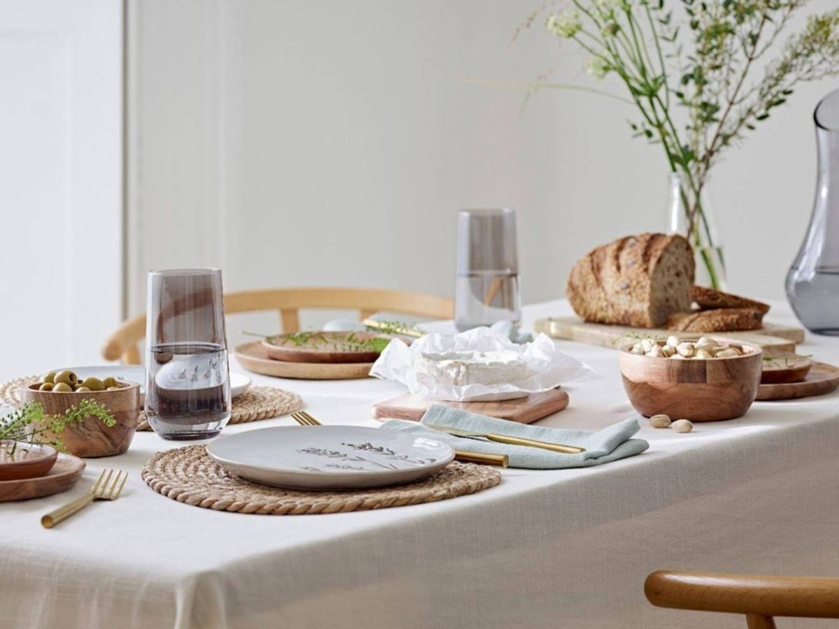 Foto: Primark Home nos ofrece distintas opciones para vestir nuestra mesa. (Instagram @primark.home)