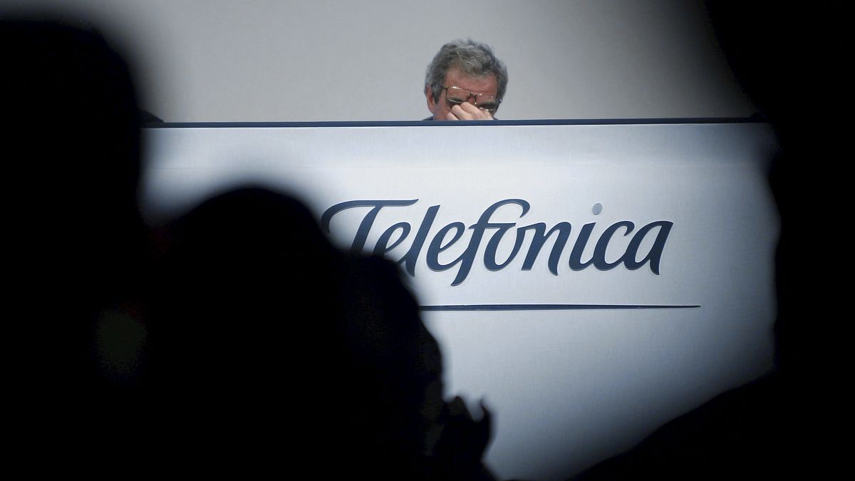 La CNMV reprende a Telefónica por no dotar 1.300 millones en litigios fiscales