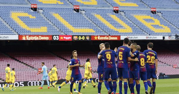 Foto: El Barcelona celebrando un gol frente a Las Palmas. (EFE)
