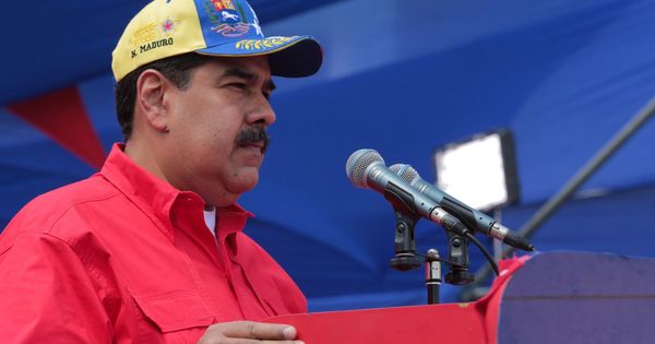 Foto: Maduro jura defender a Venezuela como lo hizo Guaidó. (EFE)