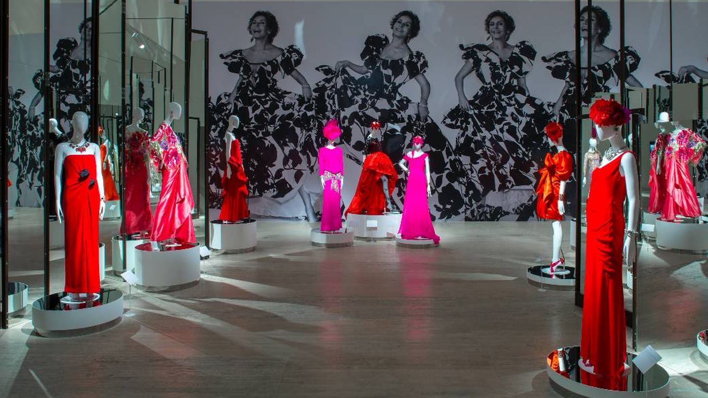Vista de la exposicio?n 'Naty Abascal ¡y la moda!', en el Museo Jumex, 2019. (Foto: Ramiro Chaves)