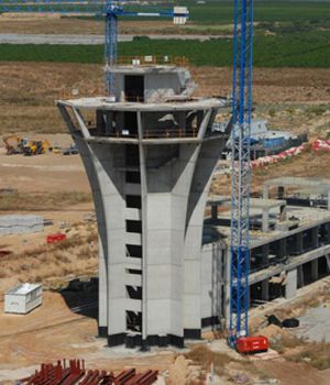 El fiasco del nuevo aeropuerto de Murcia amenaza con disparar el déficit