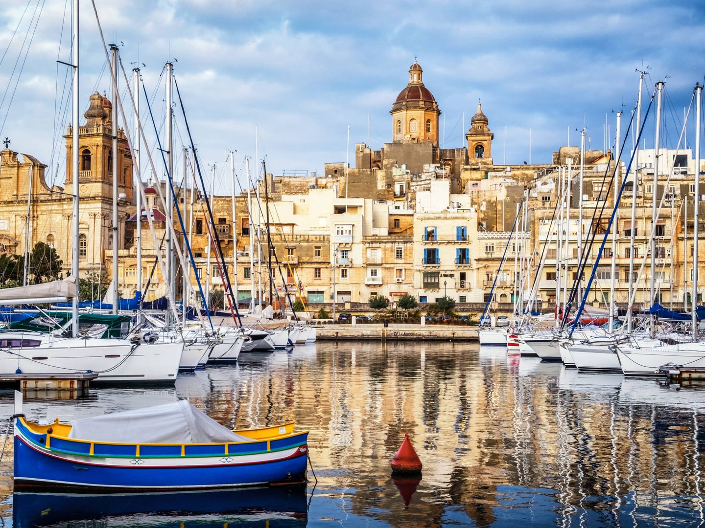 Puerto de La Valeta, Malta. (Quick)