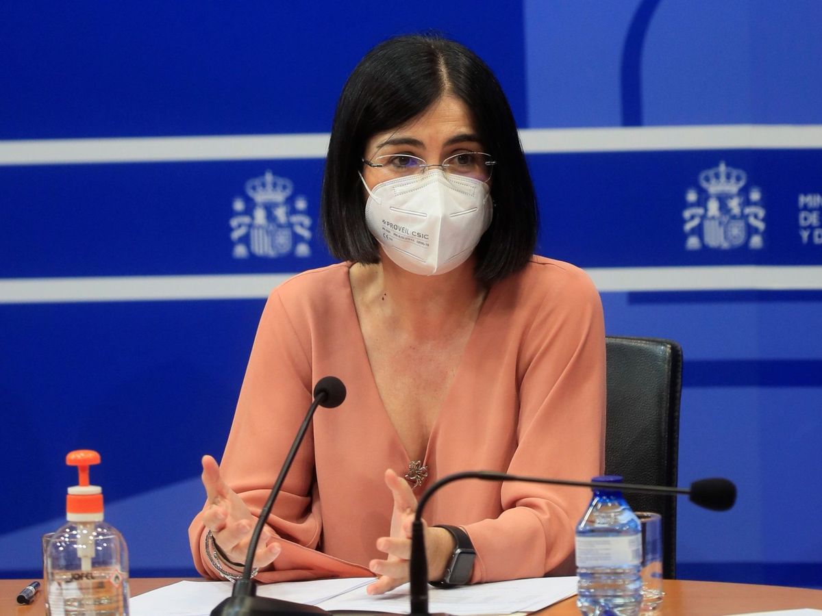 Foto: La ministra de Sanidad explica el plan de vacunación de los deportistas españoles (Efe)