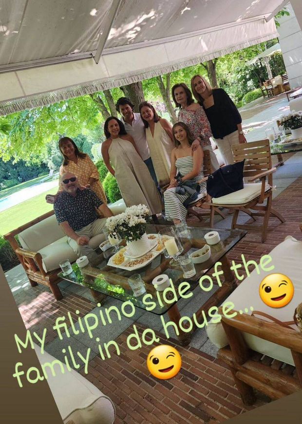 Algunos miembros de la familia de Julio Iglesias Jr. (Instagram/@juliojrofficial)