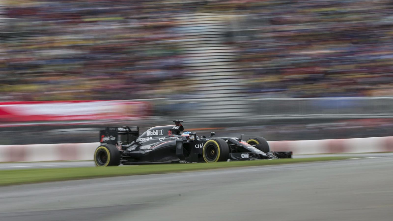 Foto: ¿Veremos este año a McLaren en el podio? (Valdrin Xhemaj/EFE/EPA)