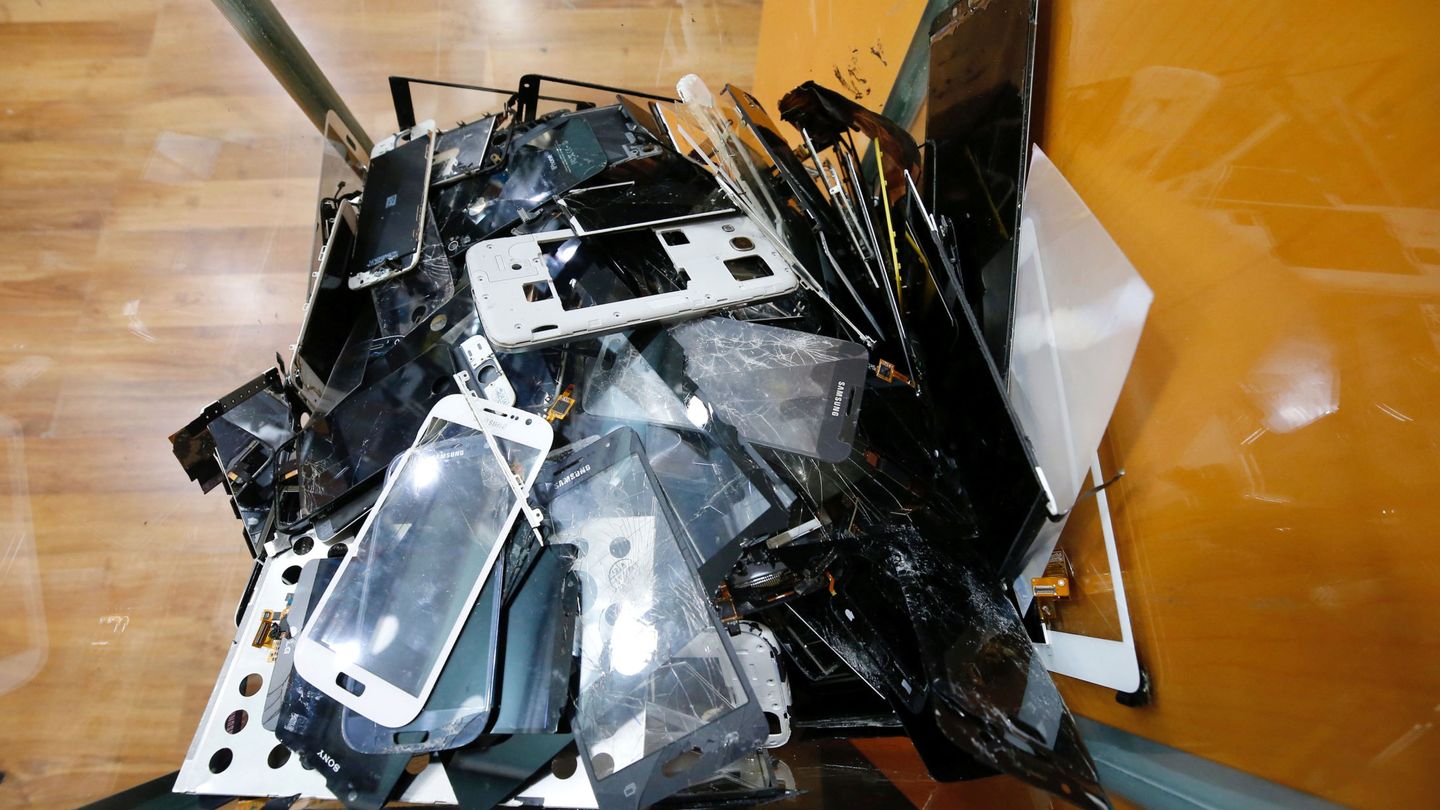 Se gestionaron un total de 59.154 toneladas de residuos electrónicos en España. Reuters