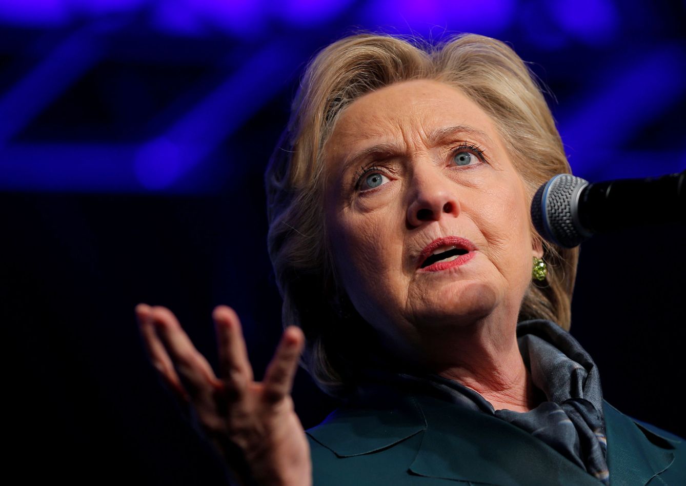 Hillary Clinton en una campaña de financiación de 'Mujeres por Hillary' en Washington. (Reuters)