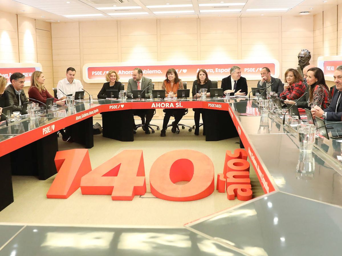 Foto: Cristina Narbona preside la reunión de la permanente de la ejecutiva federal del PSOE, este 18 de noviembre. (Inma Mesa | PSOE)