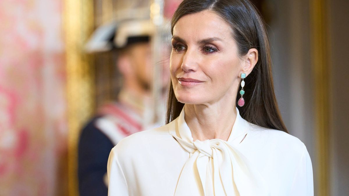 Los looks de la reina Letizia en la recepción al cuerpo diplomático: del Valentino de doña Sofía a la costurera misteriosa
